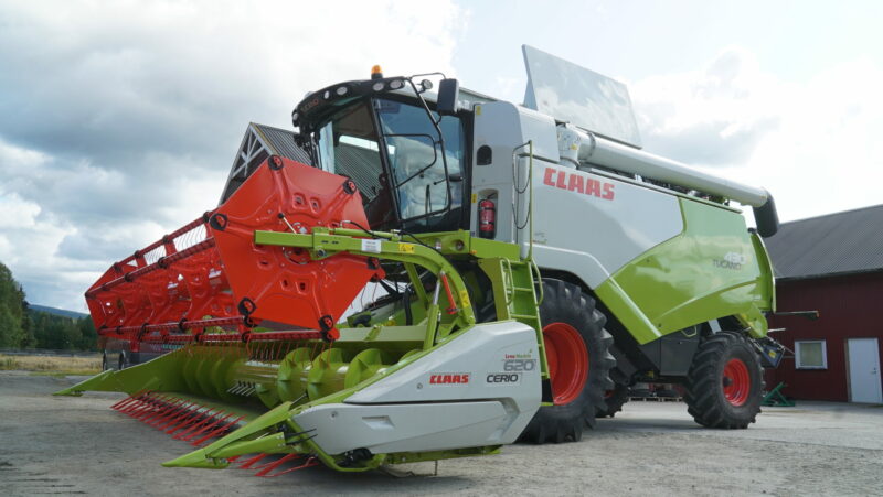 Bli med på igangkjøring av ny CLAAS tresker